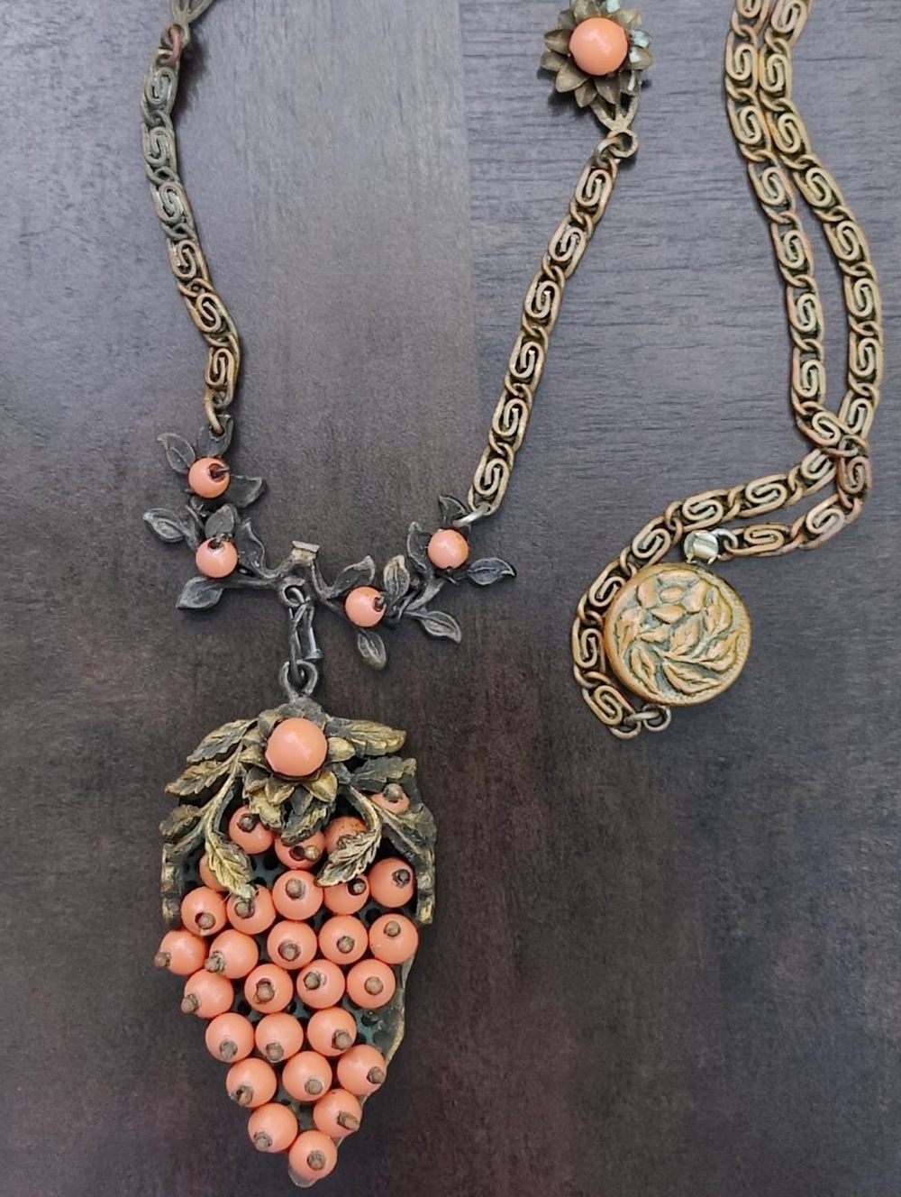 🍇 Antique Victorian Celluloid Grapes Necklace